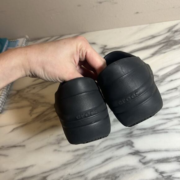 Crocs Neria Pro ll Shoes Slip Resistant Slip On Clogs Black Womens 7 Mules Work - Picture 5 of 6